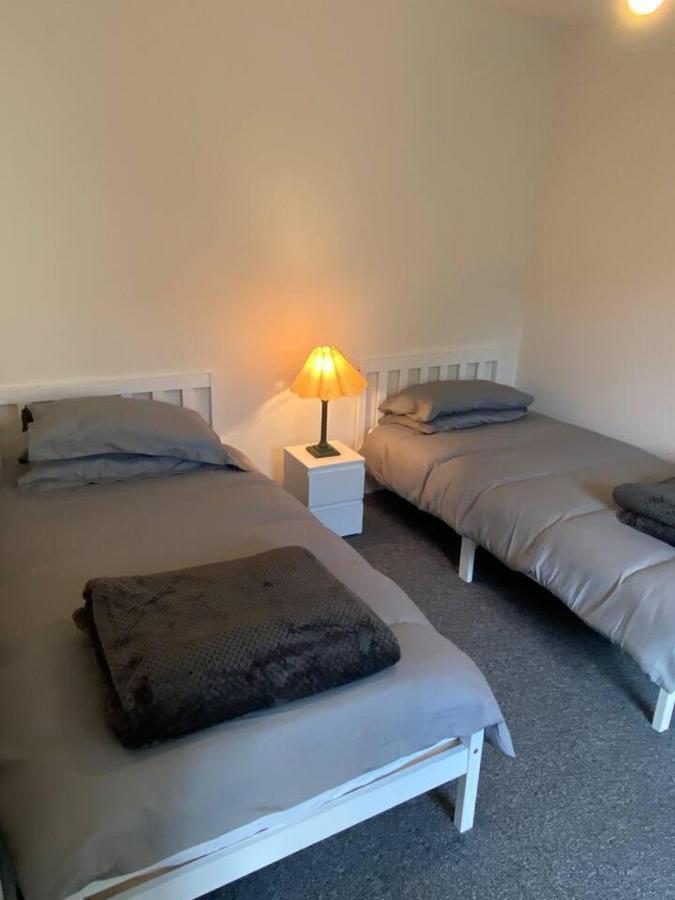 Town House In Ideal Location Central เอนนิสคิลเลน ภายนอก รูปภาพ
