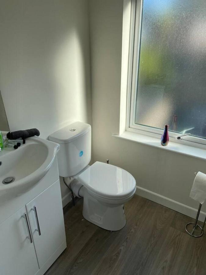 Town House In Ideal Location Central เอนนิสคิลเลน ภายนอก รูปภาพ